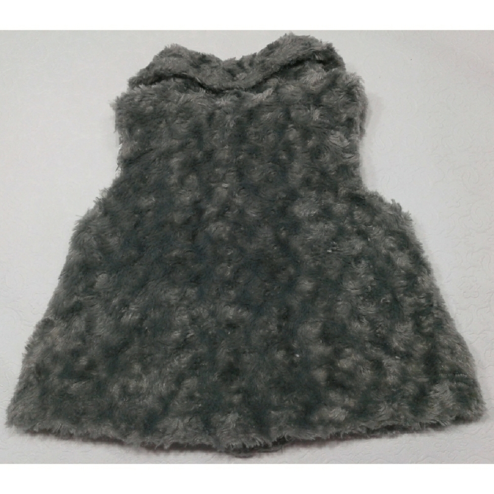 Calvin Klein vest size 3T - Picture 6 of 7